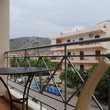 Kolokotroni'S Apartment Nafplio Exterior photo